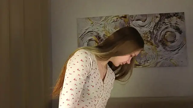 Snapshot of Angel_oci chatting on November 2025 02:06:01 PM Angel oci online show from November 2025 02:06:01 PM