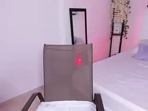 selene boyer online show from September 2025 04:08:01 PM