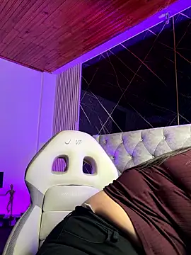 im bunny   online show from January 2026 11:26:02 AM