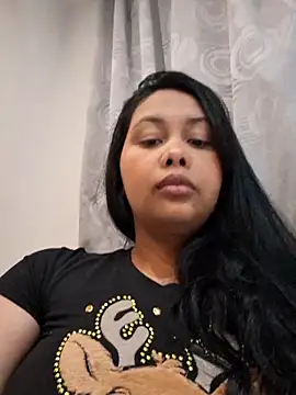 Alessandraa- online show from April 2026 12:02:02 AM