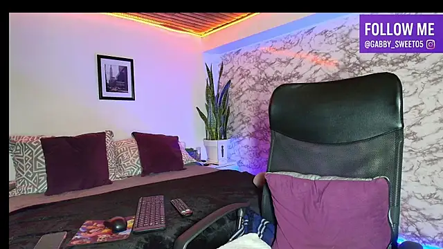 Gabbysweet0 online show from November 2025 11:16:02 PM
