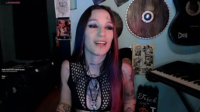 lilithword online show from November 2025 08:11:02 PM