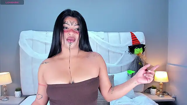 ScarletStarr online show from November 2025 04:14:01 AM