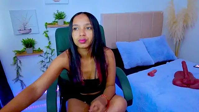 Snapshot of ScarletMedusa chatting on October 2025 07:48:02 PM ScarletMedusa online show from October 2025 07:48:02 PM