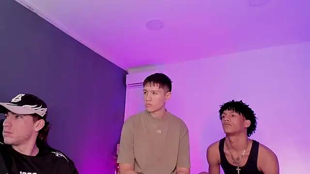 Handsomeboyss19 online show from July 2026 12:37:02 AM