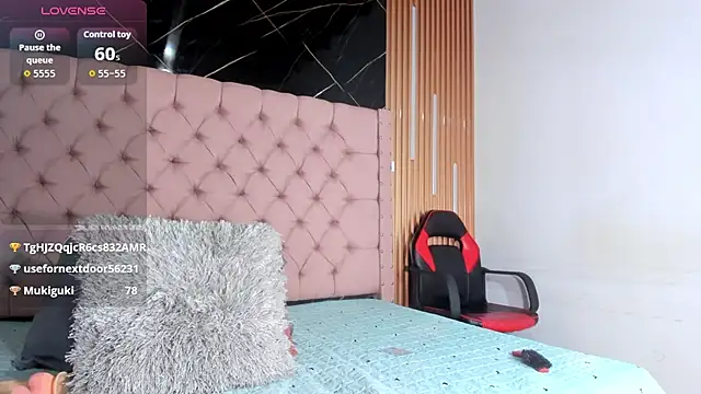 Emily Brown18 online show from September 2025 04:02:02 AM