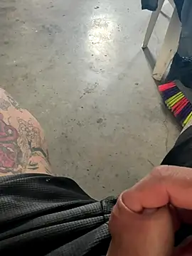 cfomega4592 online show from October 2025 05:56:02 PM