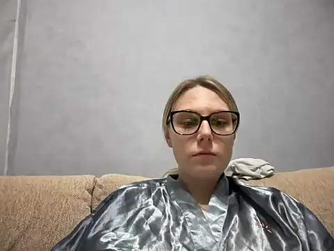 Snapshot of NikexPretty chatting on May 2026 08:37:01 PM NikexPretty online show from May 2026 08:37:01 PM