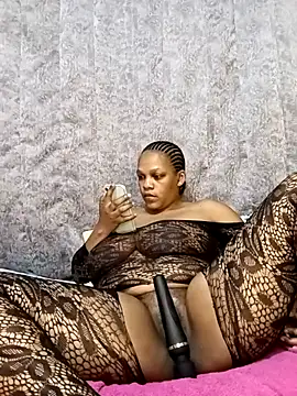 HappygalTheQueen online show from November 2025 07:36:02 PM