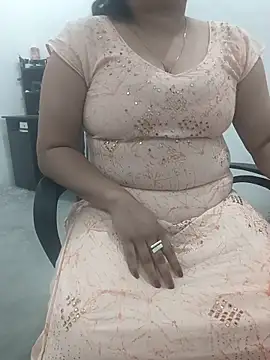 Snapshot of payal_261072_ chatting on February 2026 03:48:01 AM payal 261072 online show from February 2026 03:48:01 AM