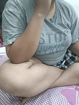 Snapshot of payal_261072_ chatting on April 2026 09:43:01 AM payal 261072 online show from April 2026 09:43:01 AM