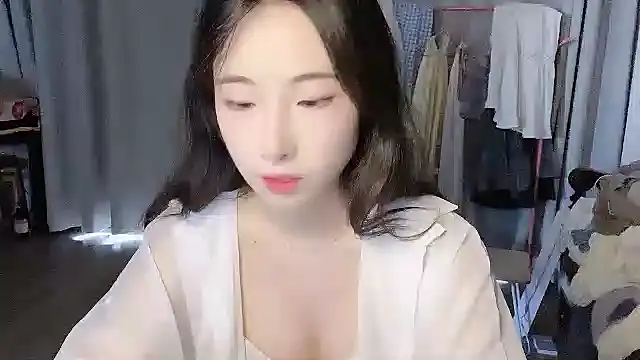 Freya7777 online show from September 2025 03:17:02 AM