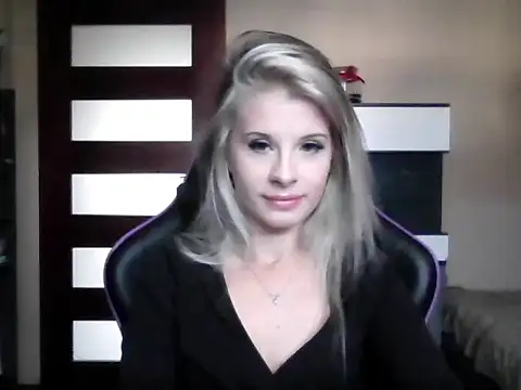 KristineGlow online show from September 2025 06:13:02 AM