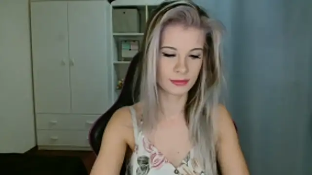 KristineGlow online show from January 2026 07:24:02 AM