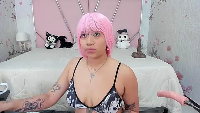 Snapshot of SafiroAgataaa chatting on February 2026 03:49:02 AM SafiroAgataaa online show from February 2026 03:49:02 AM