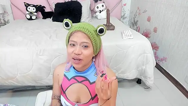 Snapshot of SafiroAgataaa chatting on February 2026 03:07:02 AM SafiroAgataaa online show from February 2026 03:07:02 AM