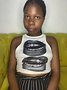 Snapshot of Crazyqueenxxx chatting on March 2026 01:38:01 PM Crazyqueenxxx online show from March 2026 01:38:01 PM