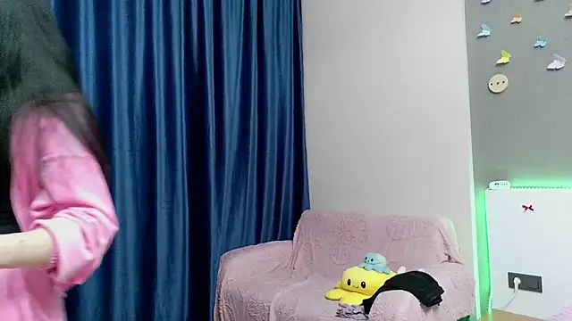 RoxysinX online show from September 2025 04:07:01 PM