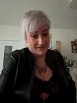 Rozendefotz online show from November 2025 07:18:02 AM