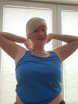 Snapshot of Rozendefotz chatting on July 2026 05:31:01 PM Rozendefotz online show from July 2026 05:31:01 PM