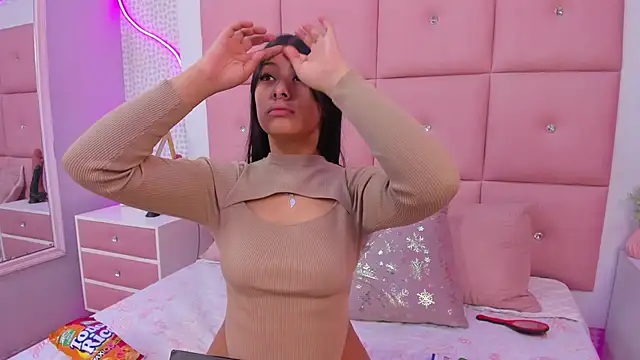 DaisySnugs1 online show from October 2025 12:06:02 PM