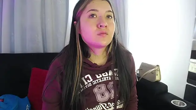 Annie A  online show from September 2025 08:34:02 PM