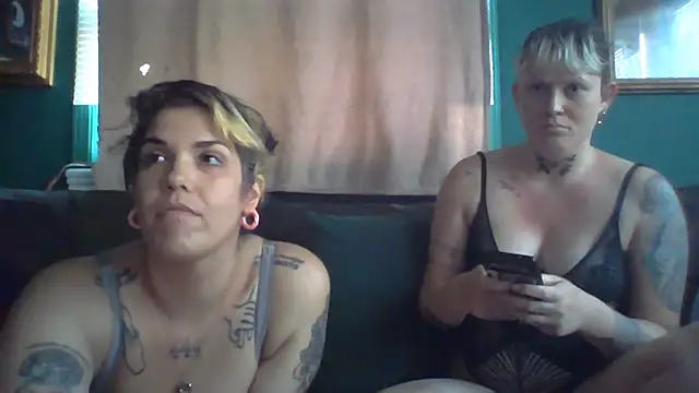 thickasstley online show from July 2026 11:01:02 PM