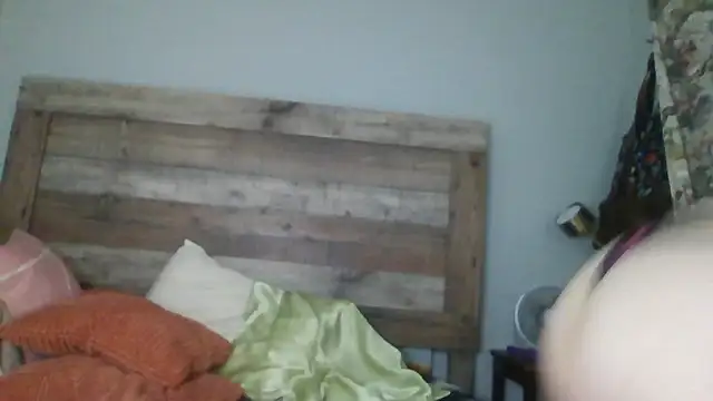 thickasstley online show from July 2026 04:44:01 PM