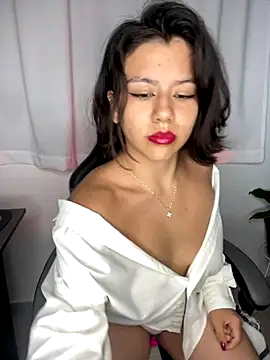 Valen Sky online show from November 2025 04:45:02 AM