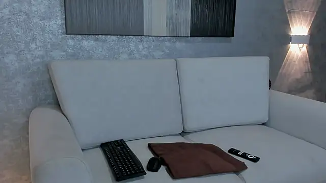 Lucia jane online show from May 2026 09:02:02 PM