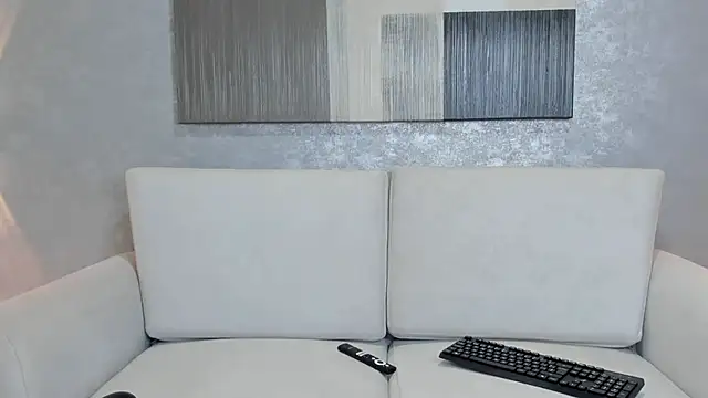 Snapshot of Lucia_jane chatting on June 2026 08:04:01 PM Lucia jane online show from June 2026 08:04:01 PM