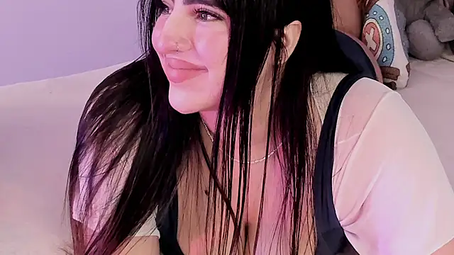 Snapshot of Camila_Matinez_ chatting on October 2025 12:01:02 AM Camila Matinez online show from October 2025 12:01:02 AM