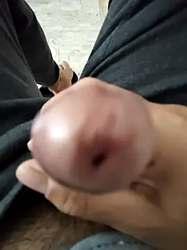 AXEL 84 online show from October 2025 02:46:01 PM