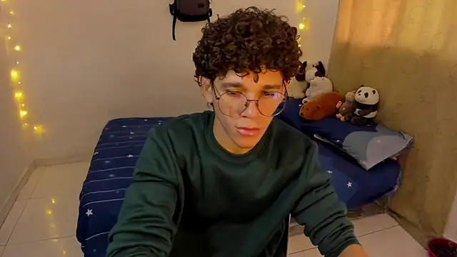 Tom Blues online show from November 2025 04:08:02 PM