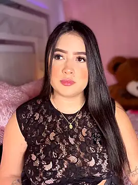 Emiily Moore1 online show from September 2025 12:56:02 AM