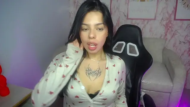 Snapshot of Channel_Garcia_ch1 chatting on April 2026 06:21:01 PM Channel Garcia ch1 online show from April 2026 06:21:01 PM