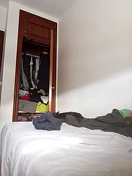 oscartres online show from October 2025 02:40:01 PM