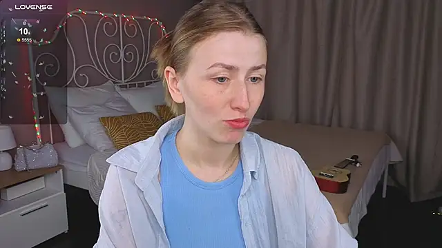 VesperaCeleste online show from October 2025 05:38:01 AM