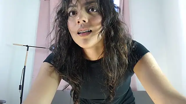 WendySuns  online show from September 2025 09:03:02 PM