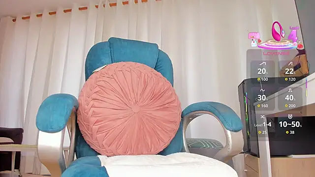 MendezMaria online show from November 2025 08:30:01 PM