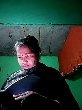 Snapshot of Manavi_x chatting on February 2026 02:35:01 PM Manavi x online show from February 2026 02:35:01 PM