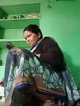 Snapshot of Manavi_x chatting on July 2026 01:23:02 AM Manavi x online show from July 2026 01:23:02 AM