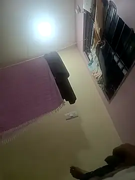 bobby3374 online show from September 2025 05:25:02 PM