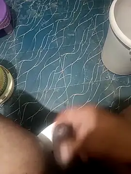 bobby3374 online show from October 2025 01:03:02 PM