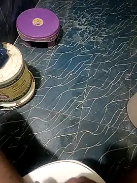 bobby3374 online show from November 2025 04:52:01 PM