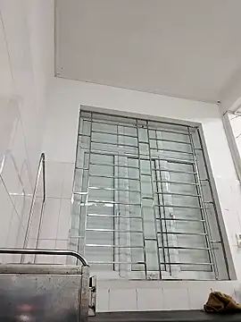 Lyly nuce online show from October 2025 02:05:02 PM