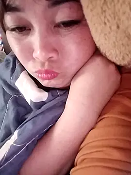 Lyly nuce online show from November 2025 04:55:01 AM