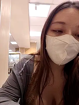 Lovelyanan online show from October 2025 01:40:02 PM