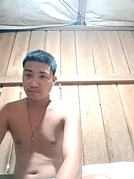 Snapshot of Hottie_pinoy21 chatting on November 2025 01:22:01 PM Hottie pinoy21 online show from November 2025 01:22:01 PM