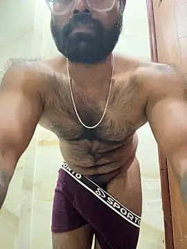 DJLOVE280825 online show from April 2026 09:52:01 PM